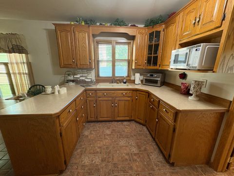 Tiny photo for 753 Fort Street, Ottawa, IL 61350 (MLS # 12428114)