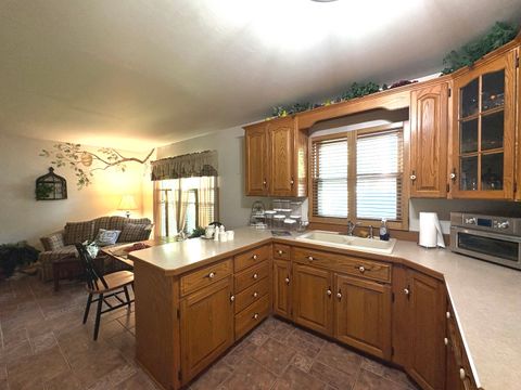 Tiny photo for 753 Fort Street, Ottawa, IL 61350 (MLS # 12428114)
