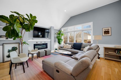 Tiny photo for 5418 S Mulligan Avenue, Chicago, IL 60638 (MLS # 12553389)