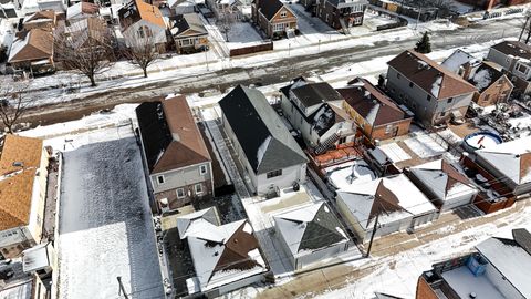 Tiny photo for 5418 S Mulligan Avenue, Chicago, IL 60638 (MLS # 12553389)