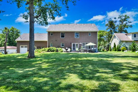 A home in Hickory Hills