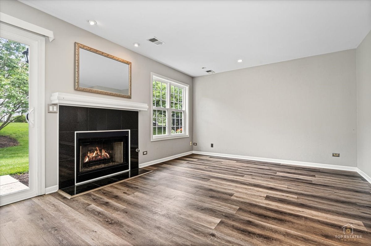 325 Odlum Court
