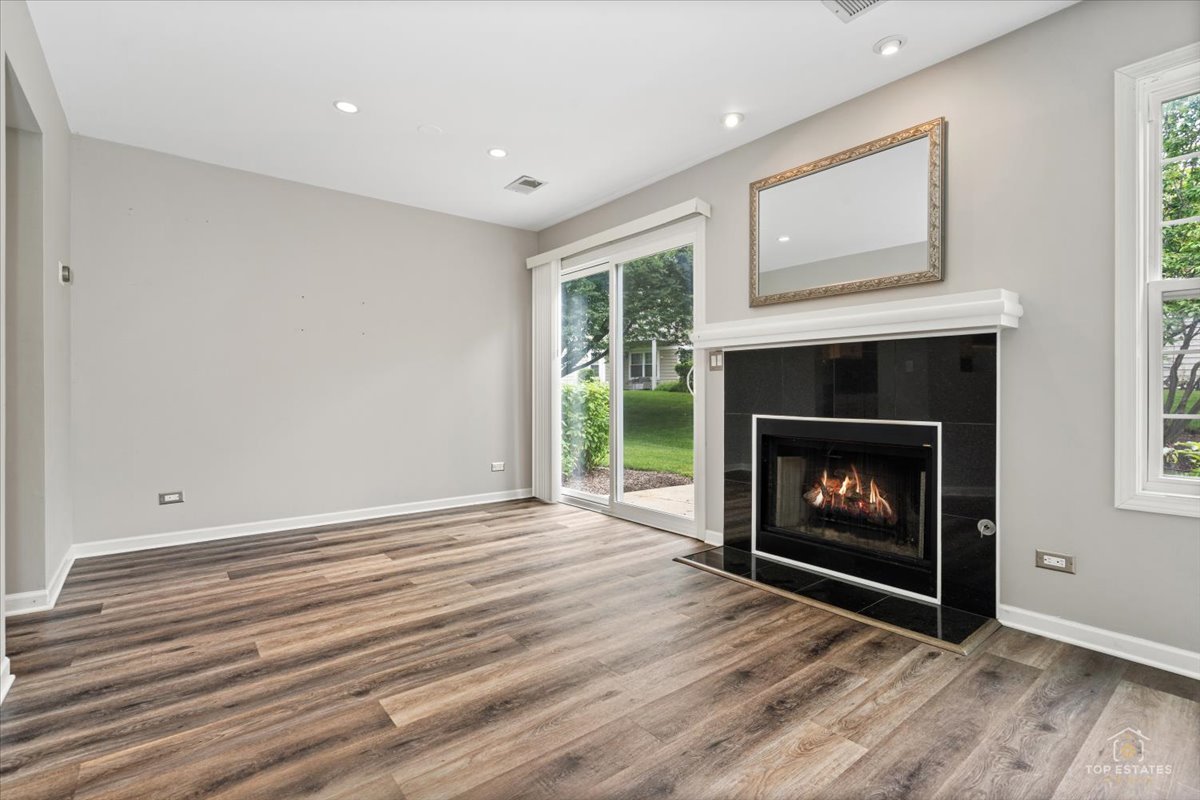 325 Odlum Court