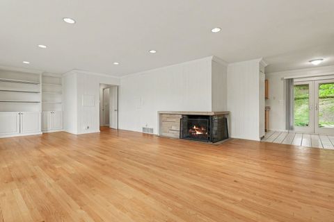 Tiny photo for 61 Timberlake Road, Barrington, IL 60010 (MLS # 12651412)