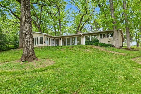 Tiny photo for 61 Timberlake Road, Barrington, IL 60010 (MLS # 12651412)