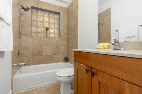 Tiny photo for 4662 N Winthrop Avenue #1S, Chicago, IL 60640 (MLS # 12736528)