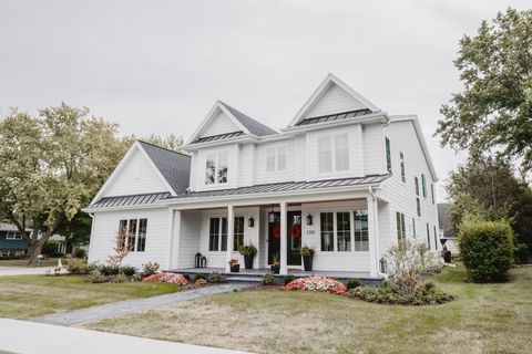 Tiny photo for 840 W Dorchester Street, Palatine, IL 60067 (MLS # 12591702)