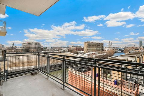 Tiny photo for 1000 N Kingsbury Street #503, Chicago, IL 60610 (MLS # 12603334)