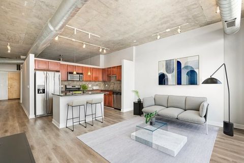 Tiny photo for 1000 N Kingsbury Street #503, Chicago, IL 60610 (MLS # 12603334)