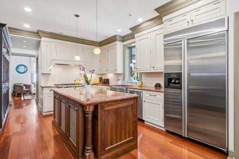 Tiny photo for 1010 Sheridan Road, Wilmette, IL 60091 (MLS # 12705925)