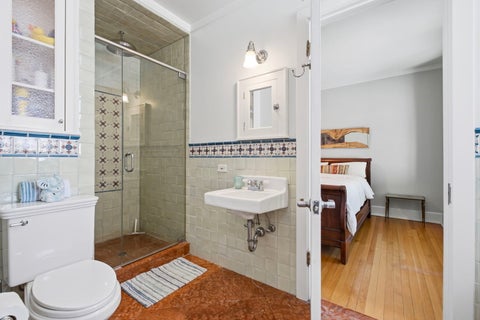 Tiny photo for 1010 Sheridan Road, Wilmette, IL 60091 (MLS # 12705925)