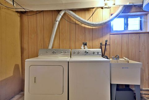 Tiny photo for 521 Michael Manor Mnr, Glenview, IL 60025 (MLS # 12530638)