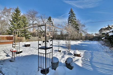 Tiny photo for 521 Michael Manor Mnr, Glenview, IL 60025 (MLS # 12530638)