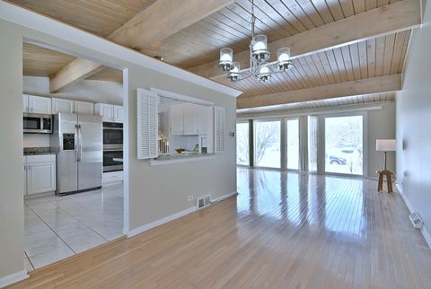 Tiny photo for 521 Michael Manor Mnr, Glenview, IL 60025 (MLS # 12530638)