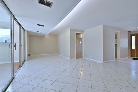 Tiny photo for 521 Michael Manor Mnr, Glenview, IL 60025 (MLS # 12530638)