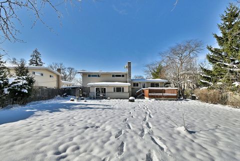 Tiny photo for 521 Michael Manor Mnr, Glenview, IL 60025 (MLS # 12530638)