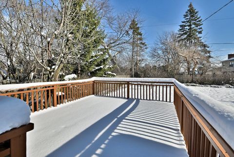 Tiny photo for 521 Michael Manor Mnr, Glenview, IL 60025 (MLS # 12530638)