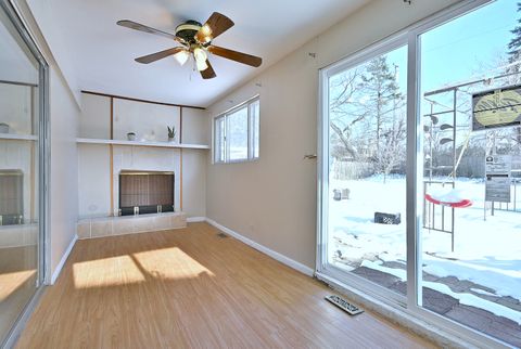 Tiny photo for 521 Michael Manor Mnr, Glenview, IL 60025 (MLS # 12530638)