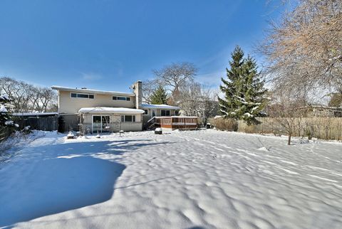 Tiny photo for 521 Michael Manor Mnr, Glenview, IL 60025 (MLS # 12530638)