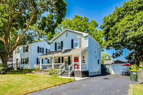 A home in Roselle