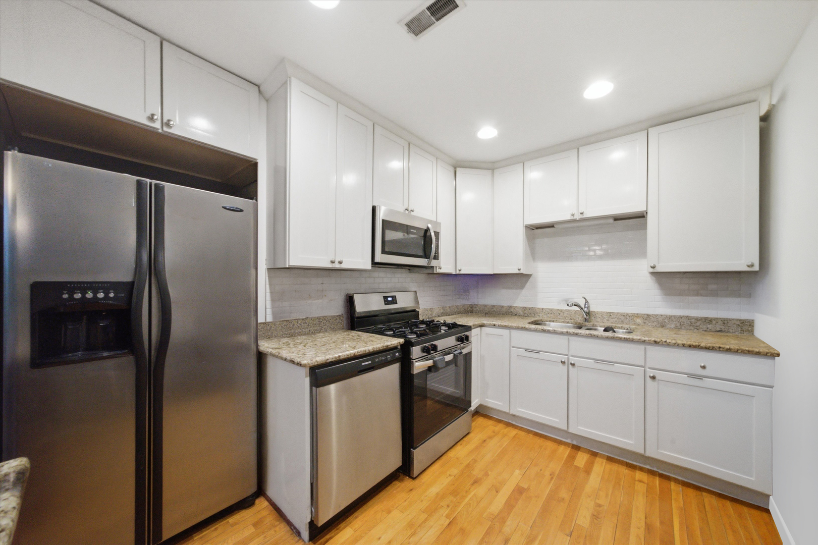 212 E 44th Street 3