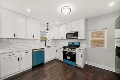 Tiny photo for 9322 S Justine Street, Chicago, IL 60620 (MLS # 12504423)