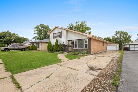 Tiny photo for 3907 168th Place, Country Club Hills, IL 60478 (MLS # 12455538)