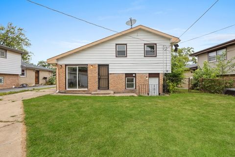 Tiny photo for 3907 168th Place, Country Club Hills, IL 60478 (MLS # 12455538)