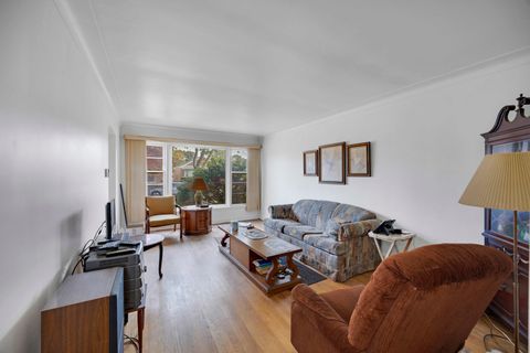 Tiny photo for 9018 S Ridgeland Avenue, Chicago, IL 60617 (MLS # 12507879)