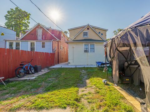Tiny photo for 5731 S Hoyne Avenue, Chicago, IL 60636 (MLS # 12531376)