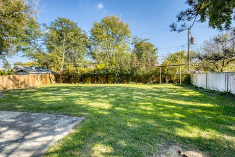 Tiny photo for 5623 Tennessee Avenue, Clarendon Hills, IL 60514 (MLS # 12793221)