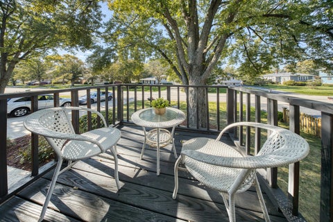 Tiny photo for 5623 Tennessee Avenue, Clarendon Hills, IL 60514 (MLS # 12793221)