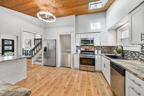 Tiny photo for 5623 Tennessee Avenue, Clarendon Hills, IL 60514 (MLS # 12793221)
