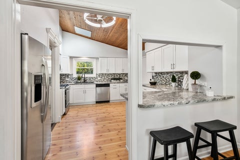 Tiny photo for 5623 Tennessee Avenue, Clarendon Hills, IL 60514 (MLS # 12793221)