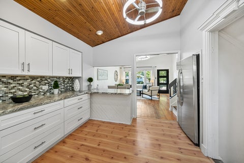 Tiny photo for 5623 Tennessee Avenue, Clarendon Hills, IL 60514 (MLS # 12793221)