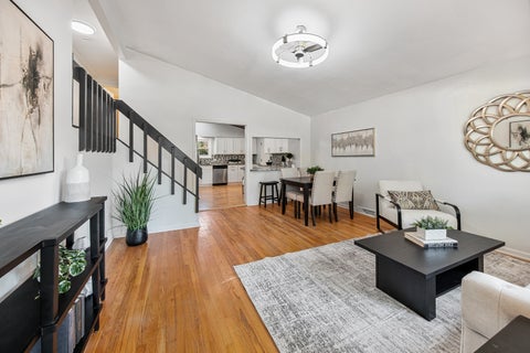Tiny photo for 5623 Tennessee Avenue, Clarendon Hills, IL 60514 (MLS # 12793221)