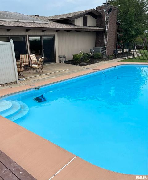 Tiny photo for 800 S GREEN Street, Anna, IL 62906 (MLS # EB456751)