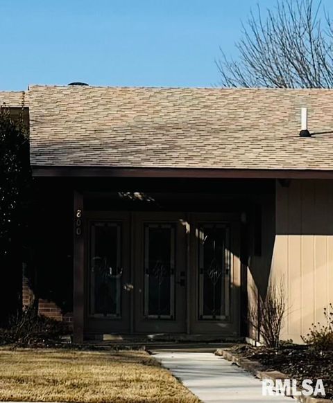 Tiny photo for 800 S GREEN Street, Anna, IL 62906 (MLS # EB456751)