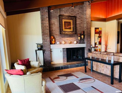 Tiny photo for 800 S GREEN Street, Anna, IL 62906 (MLS # EB456751)