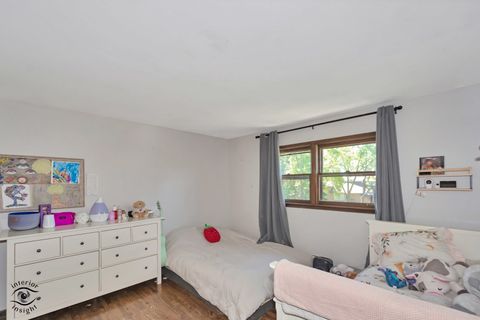 Tiny photo for 825 Walnut Drive, Darien, IL 60561 (MLS # 12645222)