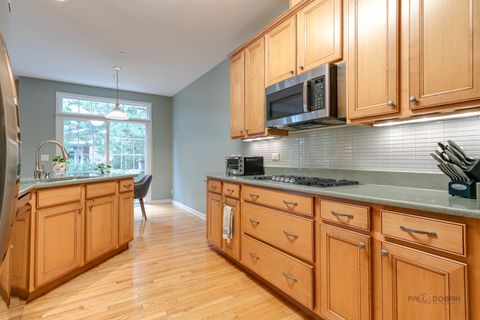 Tiny photo for 1834 Torrey Parkway, Libertyville, IL 60048 (MLS # 12485566)