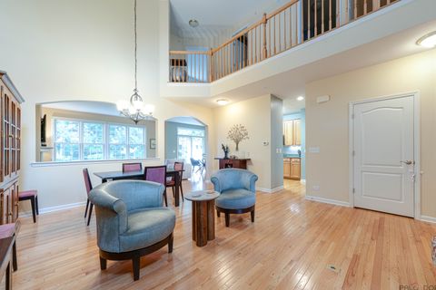 Tiny photo for 1834 Torrey Parkway, Libertyville, IL 60048 (MLS # 12485566)