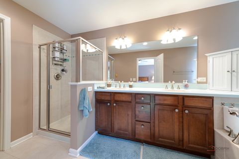 Tiny photo for 1834 Torrey Parkway, Libertyville, IL 60048 (MLS # 12485566)