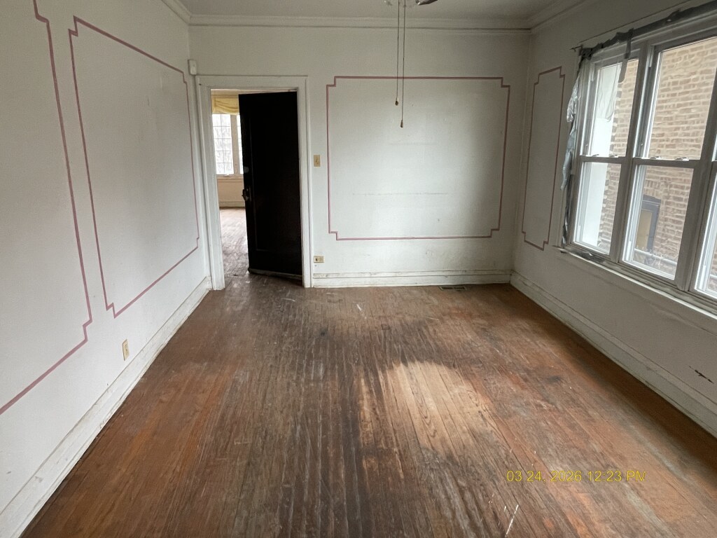 7807 S Winchester Avenue