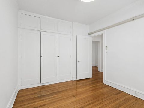 Tiny photo for 848 Hinman Avenue #3, Evanston, IL 60202 (MLS # 12566421)