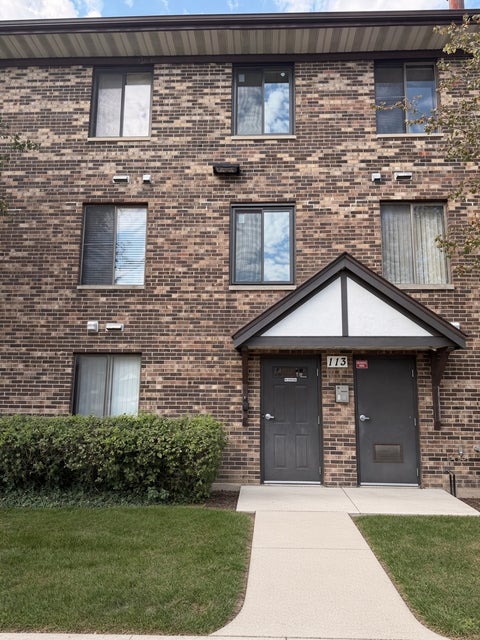 Photo of 113 Gregory Street #27, Aurora, IL 60504 (MLS # 12785412)