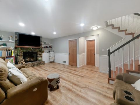 Tiny photo for 5401 W Winding Creek Drive, McHenry, IL 60050 (MLS # 12567169)