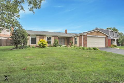 Photo of 767 Oakwood Drive, Westmont, IL 60559 (MLS # 12658361)