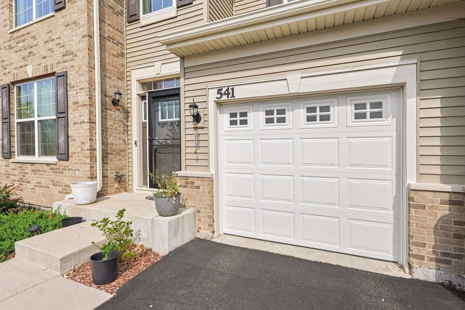 541 Ashworth Lane