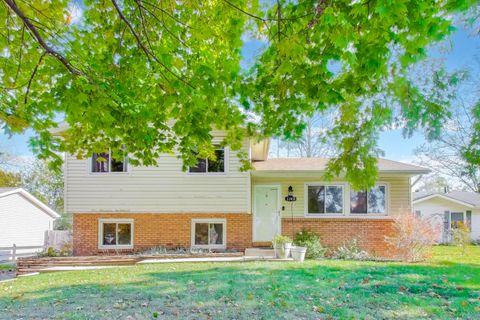 Photo of 37411 N Fairview Lane, Lake Villa, IL 60046 (MLS # 12513099)